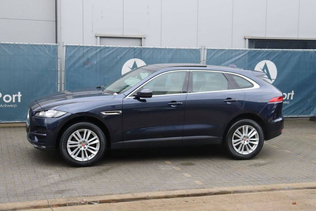SUV Jaguar F-PACE Diesel 132kW 2017