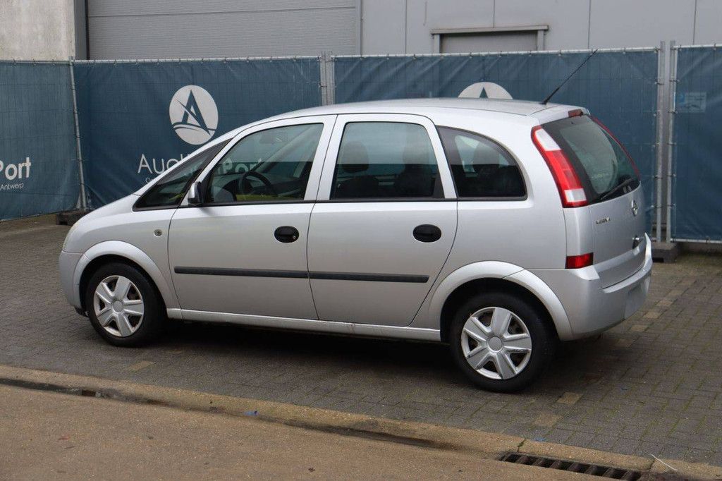 Pkw Opel Meriva Benzin 66kW 2005