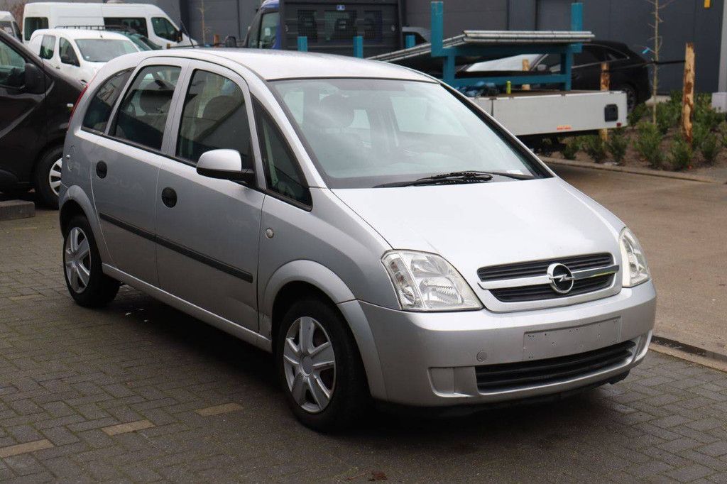 Pkw Opel Meriva Benzin 66kW 2005
