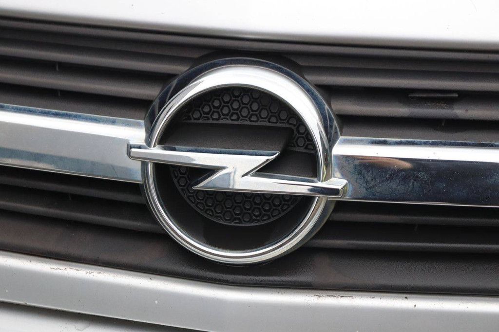 Pkw Opel Meriva Benzin 66kW 2005