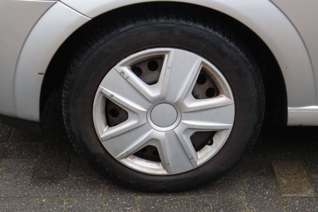 Pkw Opel Meriva Benzin 66kW 2005