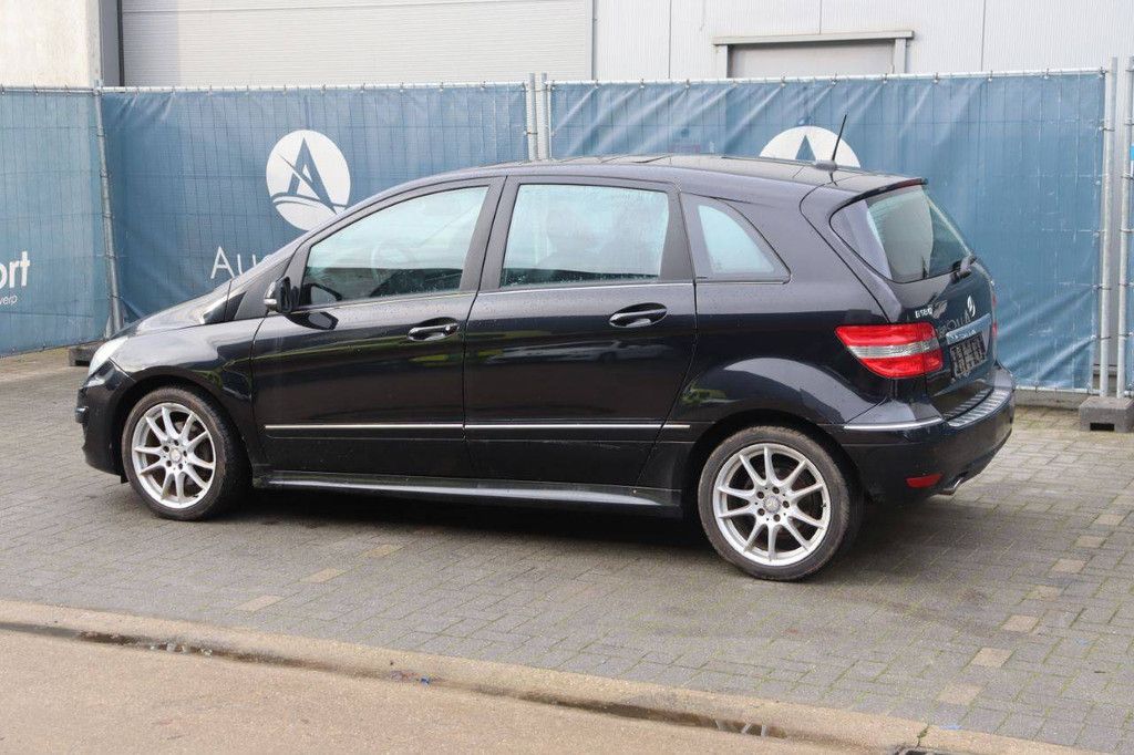 Pkw Mercedes-Benz B180 CDI Diesel 80kW 2010