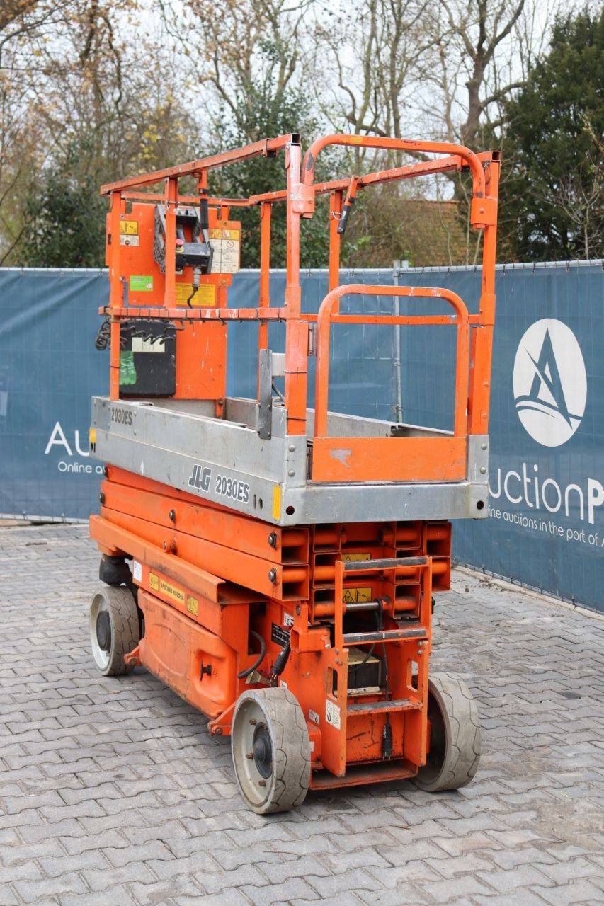 JLG 2030ES 8.1m Scissor Lift 2008 (New Battery Pack)