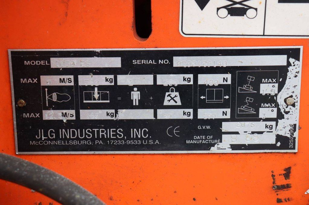 JLG 2030ES 8.1m Scissor Lift 2008 (New Battery Pack)