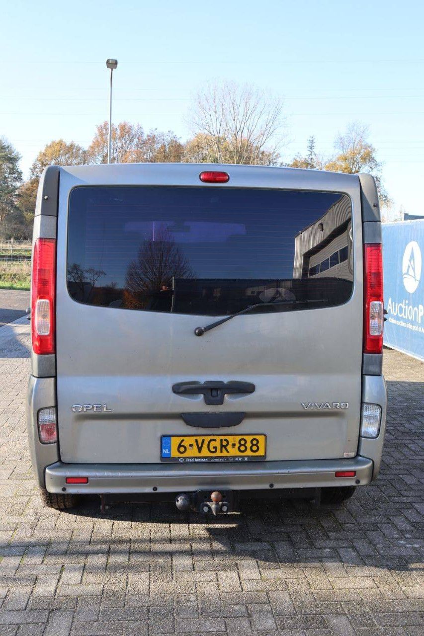 Transporter Opel VIVARO-2 2.0CDTI/66KW-E4 2.7T L1H1 Diesel 2010 (Marge)