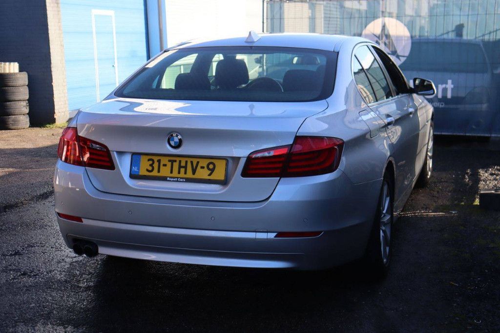Passenger car BMW 520i Petrol 184 hp 2012 (Margin)