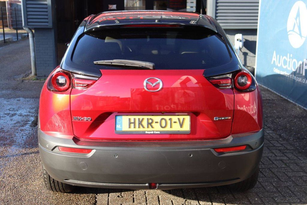SUV Mazda MX-30 Electric + Petrol 2023