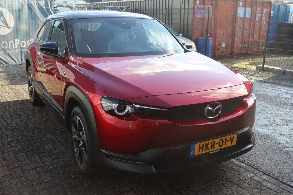 SUV Mazda MX-30 Electric + Petrol 2023