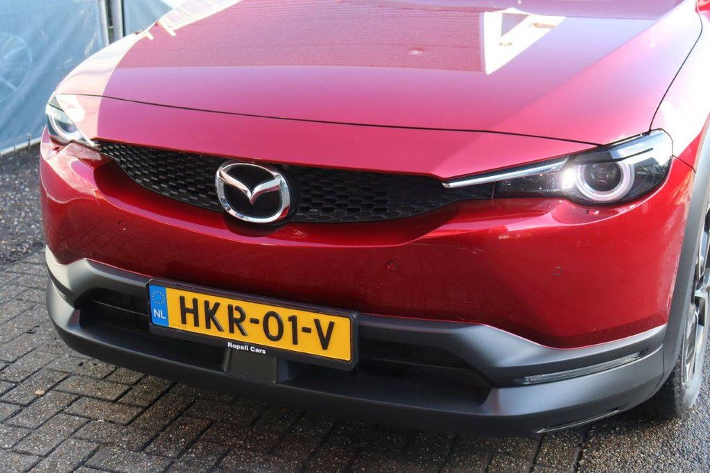 SUV Mazda MX-30 Electric + Petrol 2023