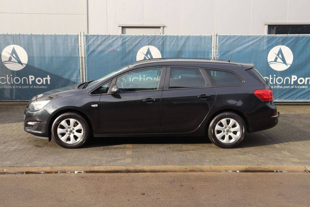Pkw Opel Astra Diesel 81kW 2014