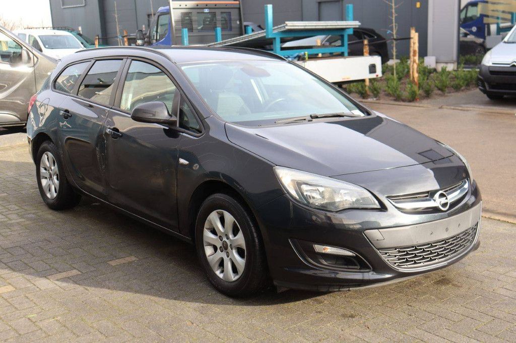 Pkw Opel Astra Diesel 81kW 2014
