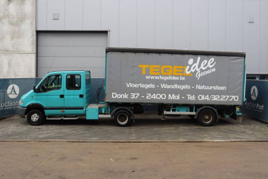 Sattelzugmaschine Renault Mascott Diesel 107 kW, Baujahr 2003, mit Noyens-Anhänger