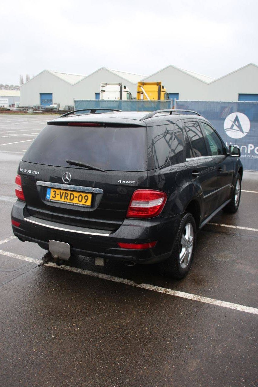 Passenger car Mercedes-Benz ML 350 CDI 4MATIC Diesel 170kW 2010