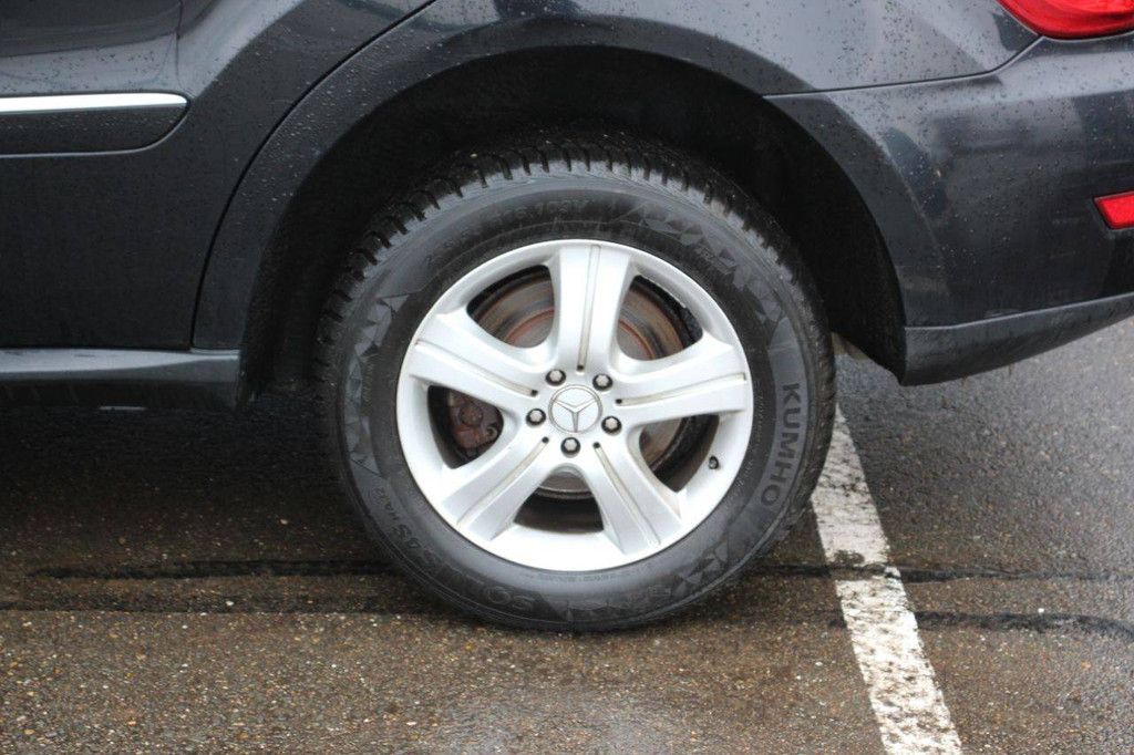 Passenger car Mercedes-Benz ML 350 CDI 4MATIC Diesel 170kW 2010