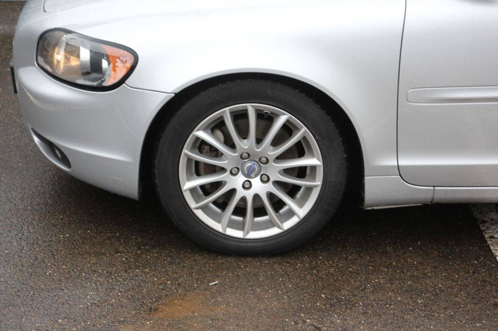 Convertible Volvo C70 Petrol 170hp 2007