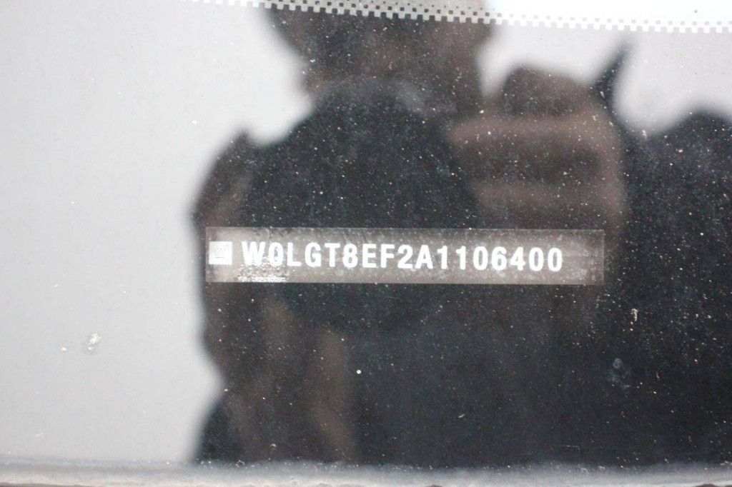 Station wagon Opel INSIGNIA SPORTS TOURER Petrol 260 hp 2010