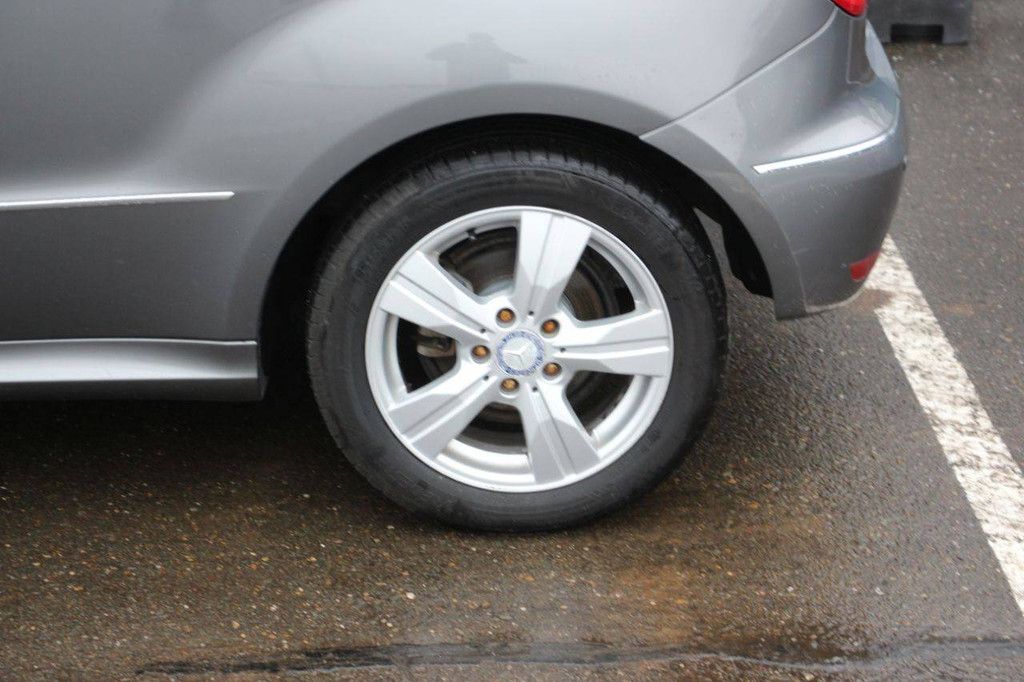 Pkw Mercedes-Benz A 160 Benzin 95 PS 2010