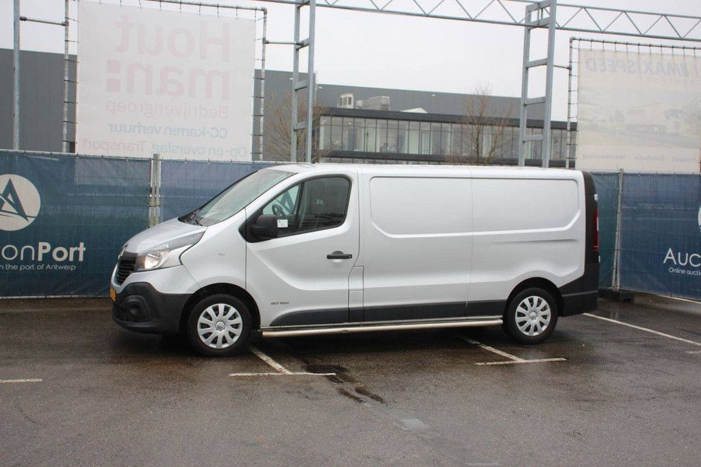 Renault Trafic 1.6 dCi T29 L2H1 Luxury Diesel 2017 Van