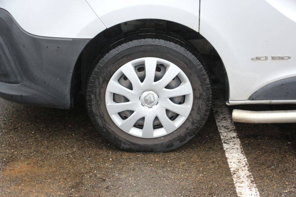 Renault Trafic 1.6 dCi T29 L2H1 Luxury Diesel 2017 Van