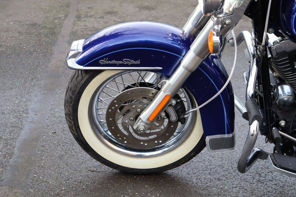 Motorcycle Harley-Davidson Heritage Softail Classic Petrol 2007