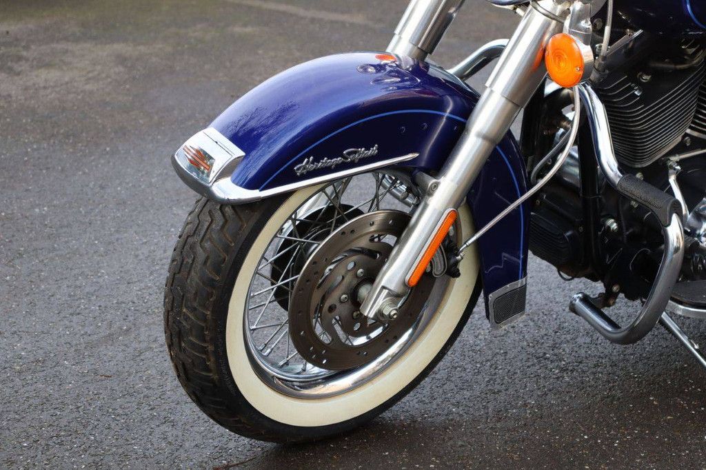 Motorcycle Harley-Davidson Heritage Softail Classic Petrol 2007