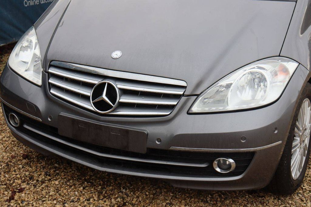 Passenger car Mercedes-Benz A170 Petrol 2009