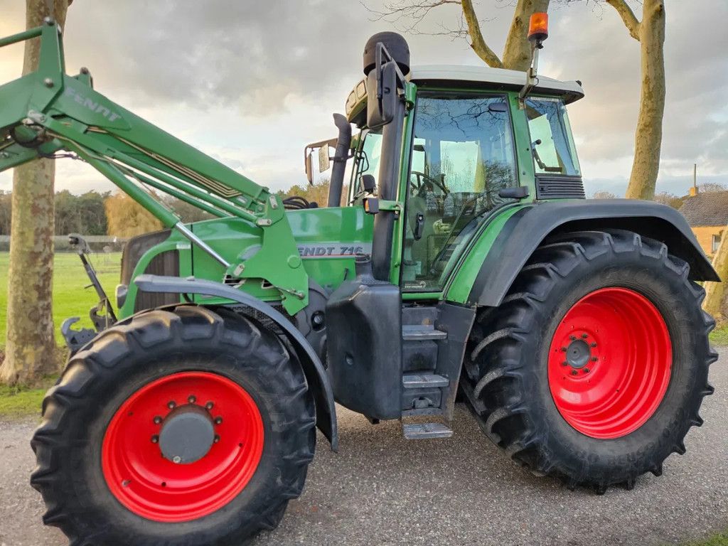 Fendt 716 Vario TMS Com2 mit Frontlader ( 711 712 714 )