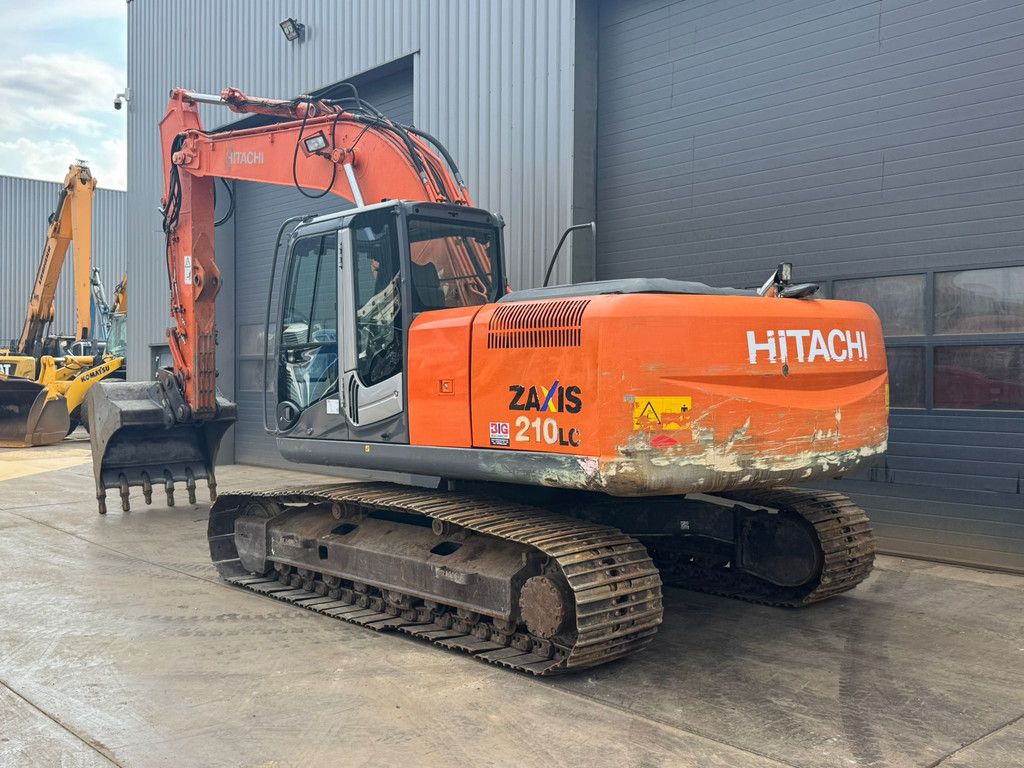 Hitachi ZX210LC-3