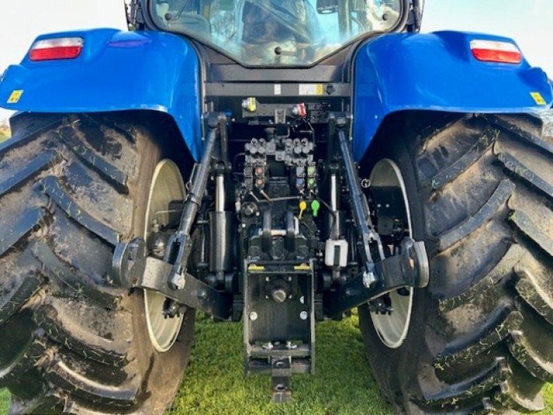 New Holland T7.215 S TERRA GLIDE