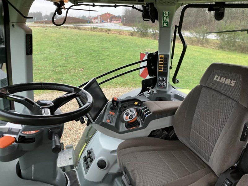 Claas AXION 930 CMATIC