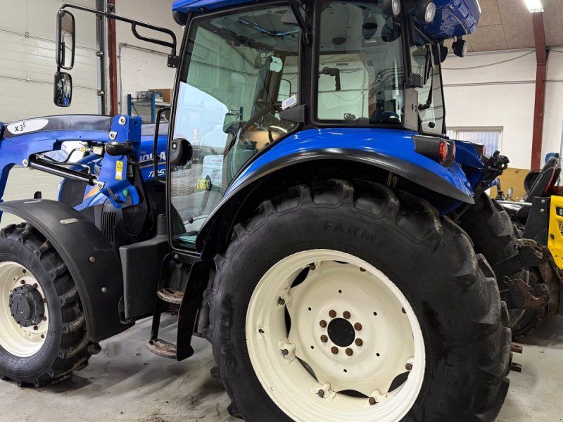New Holland TD5.85