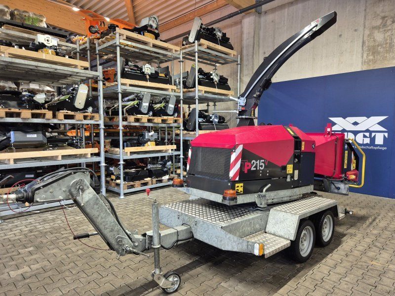 TP 215 MOBILE T Holzhacker /Holzhäcksler mit Dieselmotor und 270° D