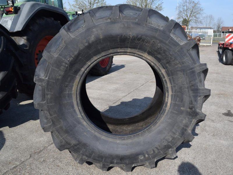 Continental 650/75R32