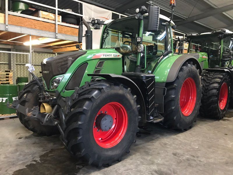 Fendt 724 Vario S4 ProfiPlus