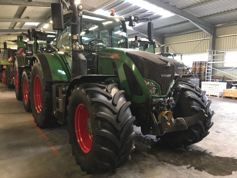 Fendt 724 Vario S4 ProfiPlus