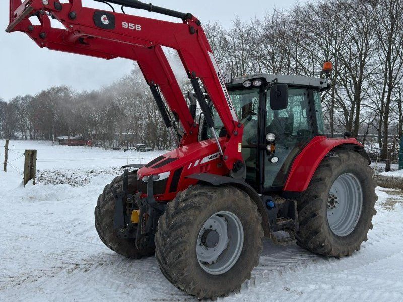 Massey Ferguson 5611 Dyna-4