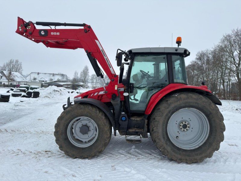 Massey Ferguson 5611 Dyna-4