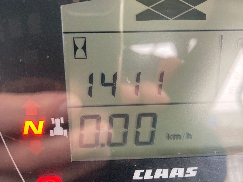 Claas Arion 660 CMATIC