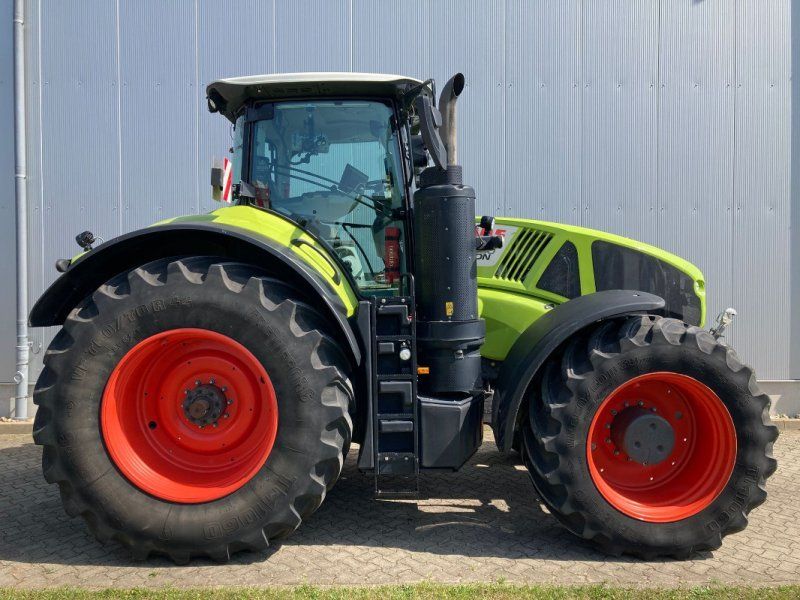 Claas Axion 930 CMATIC