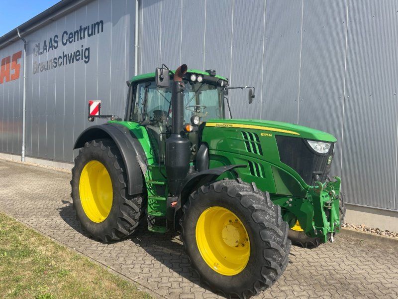 John Deere 6195M