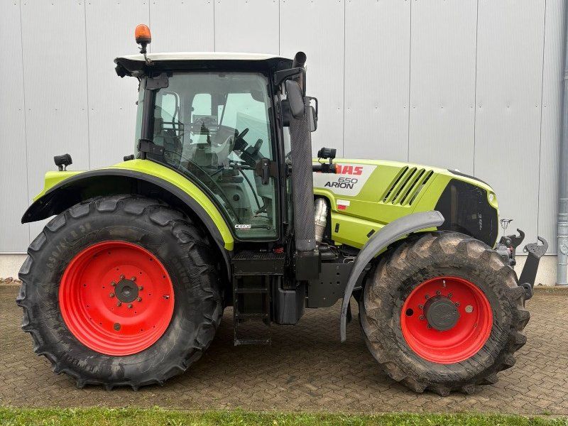 Claas Arion 650 Hexashift