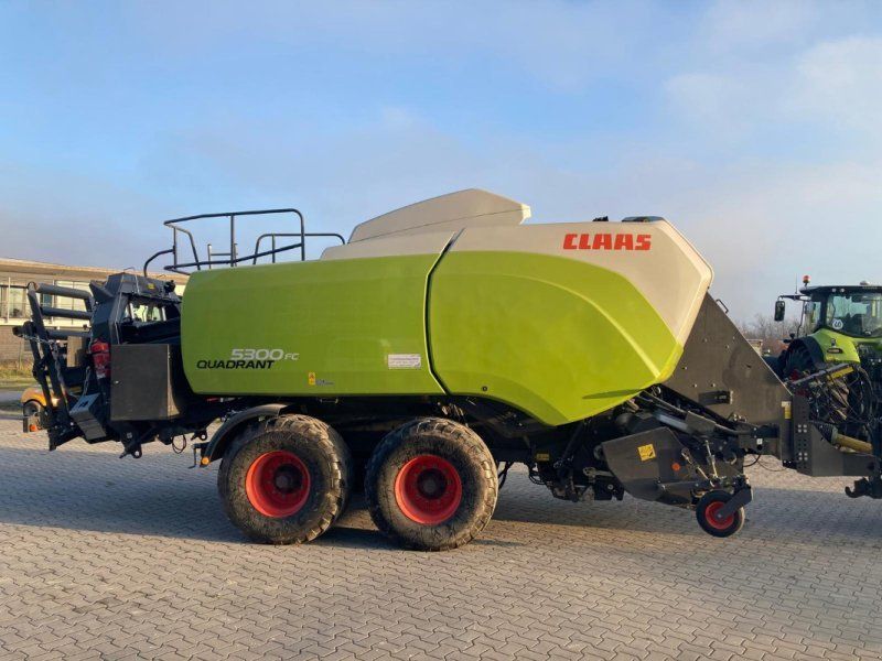 Claas Quadrant 5300 FC