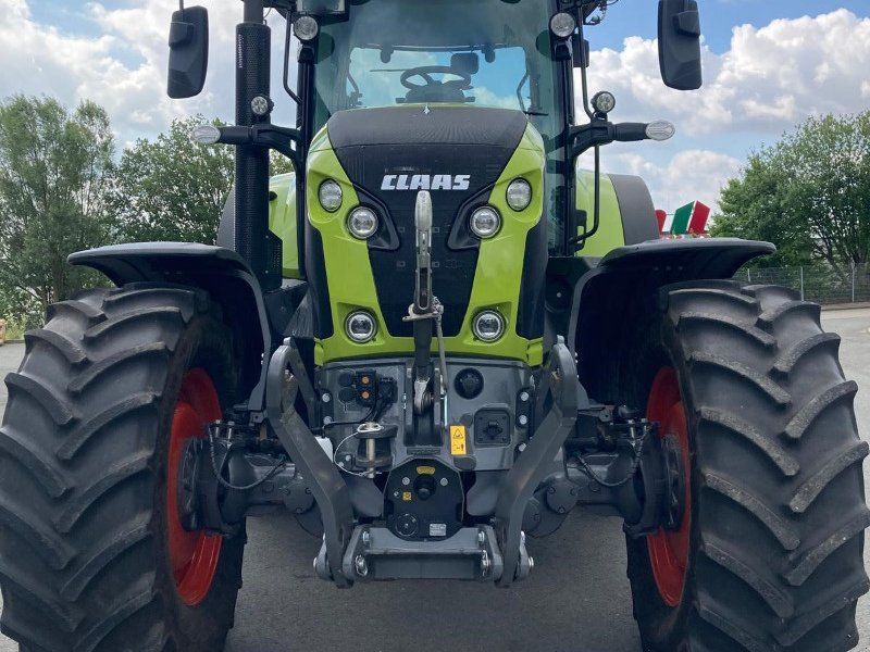 Claas Axion 830 CMATIC