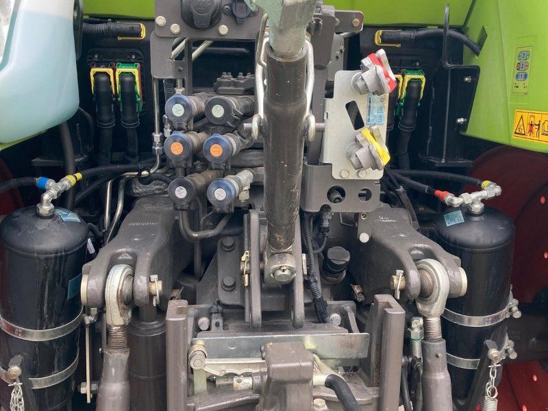 Claas Arion 440 Hashift