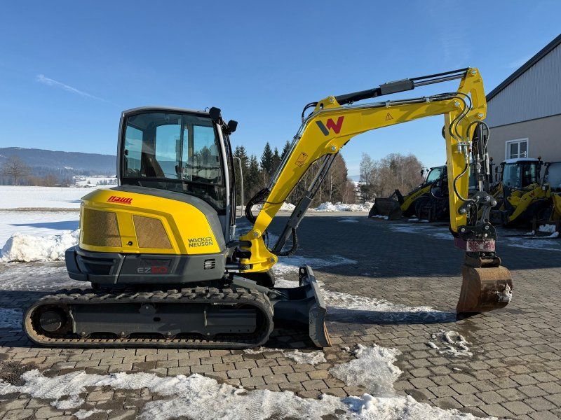 Wacker Neuson EZ50 mit Holp Derhmotor