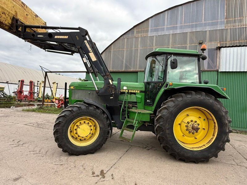 John Deere 4755