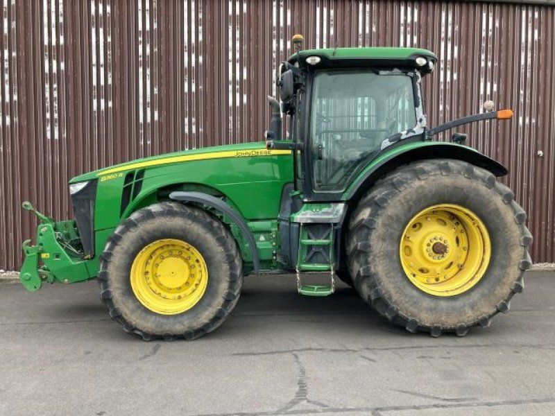 John Deere 8360R