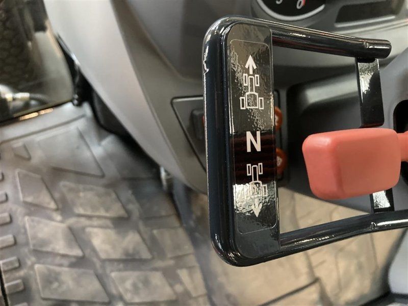 Massey Ferguson 1740 HC