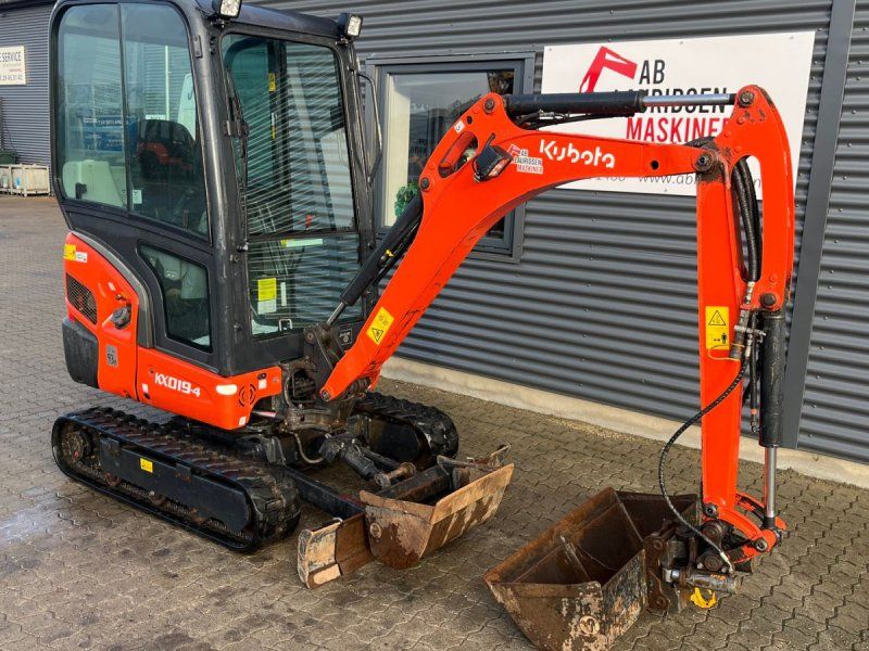 Kubota KX019-4 Tilt fæste med hydraulisk s30 hurtigskifte
