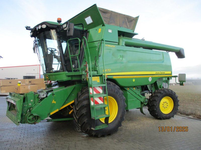 John Deere C 670 HM Allrad